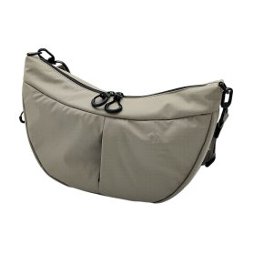 Aunts & Uncles TOYO RE LITE halfmoon bag driftwood